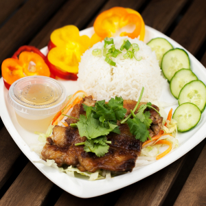 39. Grilled Chicken with Steamed Rice